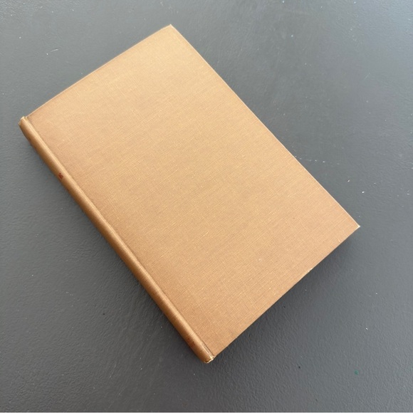 Brave Men Ernie Pyle Vintage Brown Hardcover Book 1944 Rationed Paper - Picture 5 of 11